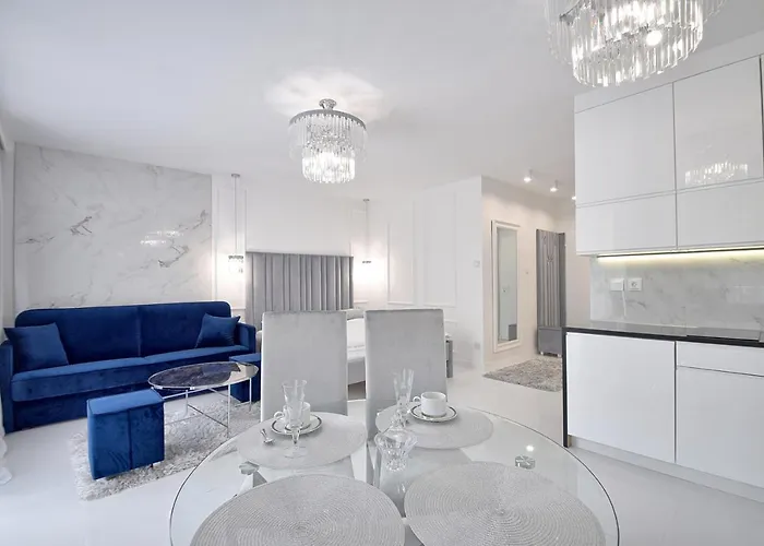 Crystal 80m Od Plazy, Przy Latarni Morskiej Daire *