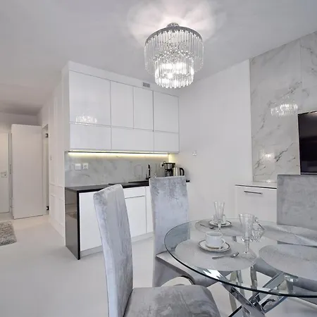 Apartament Crystal 80m Od Plaży, Przy Latarni Morskiej *